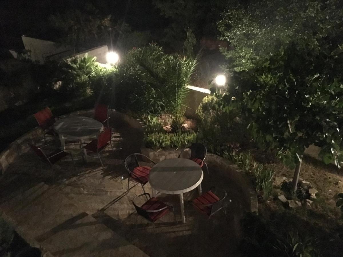 Dalmatia Apartments Podstrana Bagian luar foto