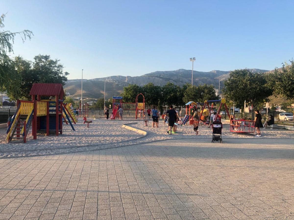 Dalmatia Apartments Podstrana Bagian luar foto
