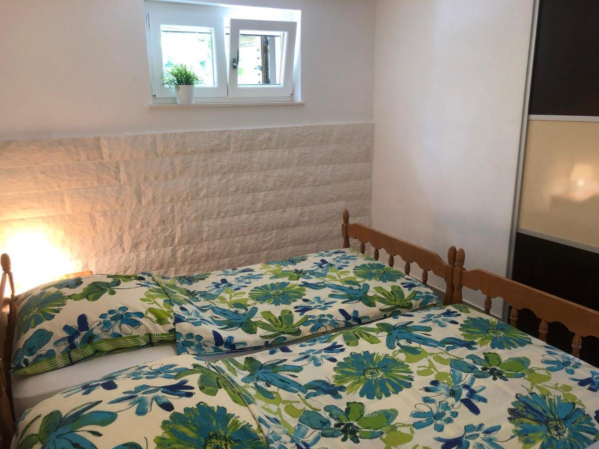 Dalmatia Apartments Podstrana Bagian luar foto